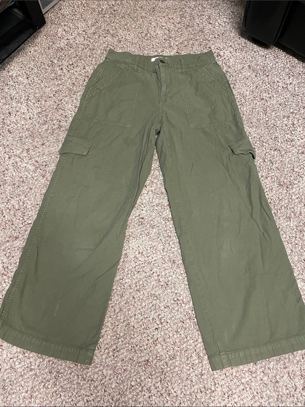 Madewell cropped wide leg olive Green Cargo Pants